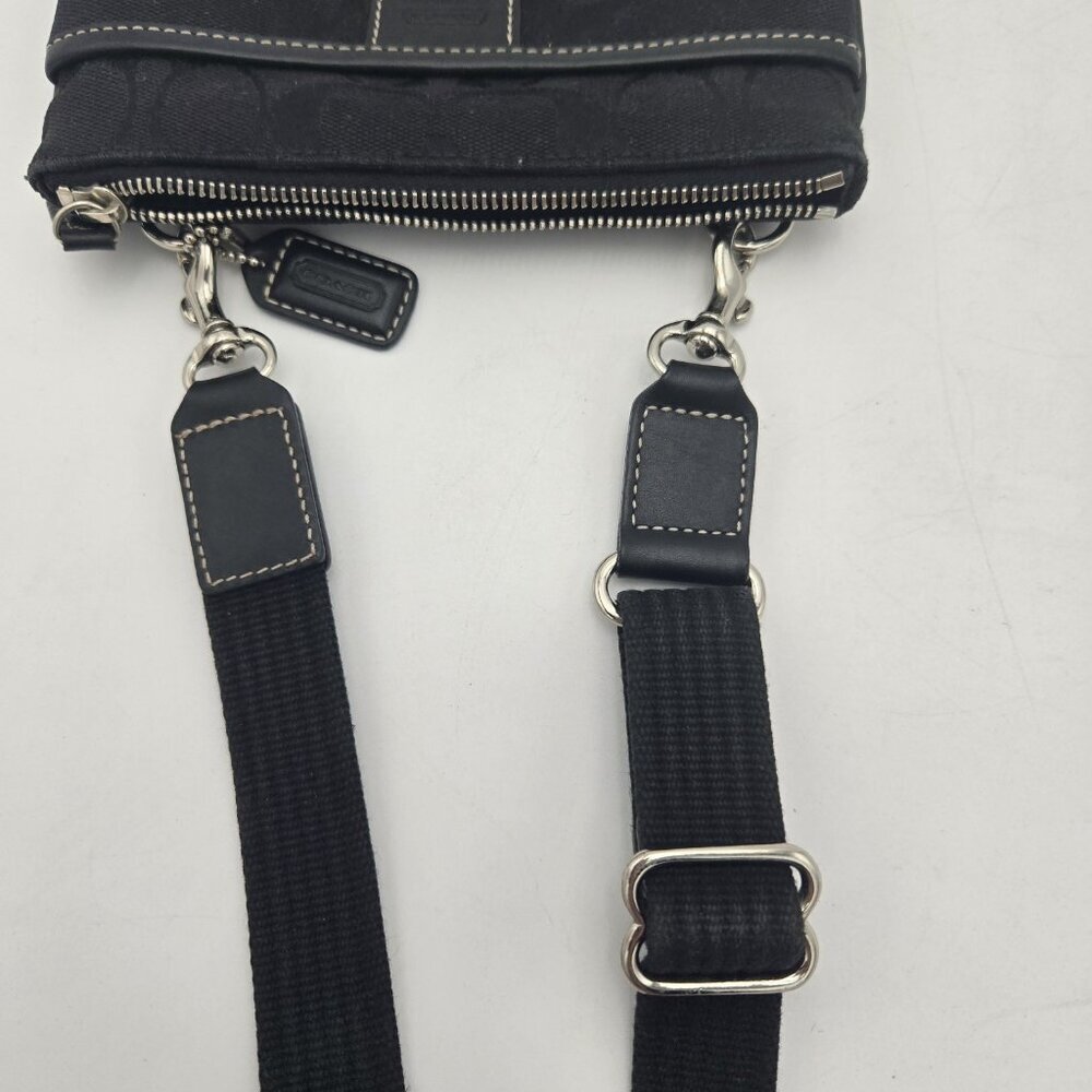 Coach BLACK Crossbody Bag Signature Logo Strap Side Zipper Pocket Leatherware EU - Picture 15 of 16